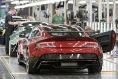 疫情结合减产压力，BENTLEY、ASTON MARTIN皆传裁员500人